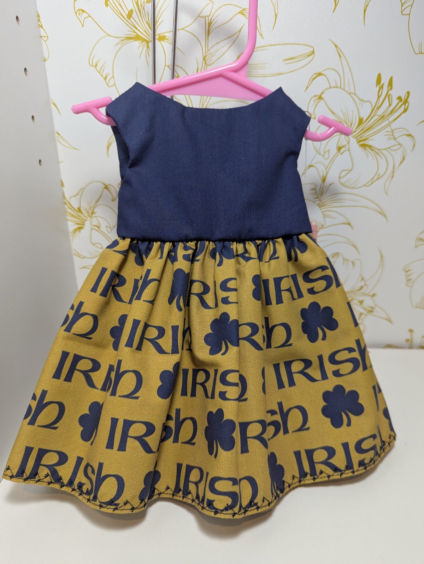 Mama Bear Sewing Den LLC Accessories - - Irish Gold