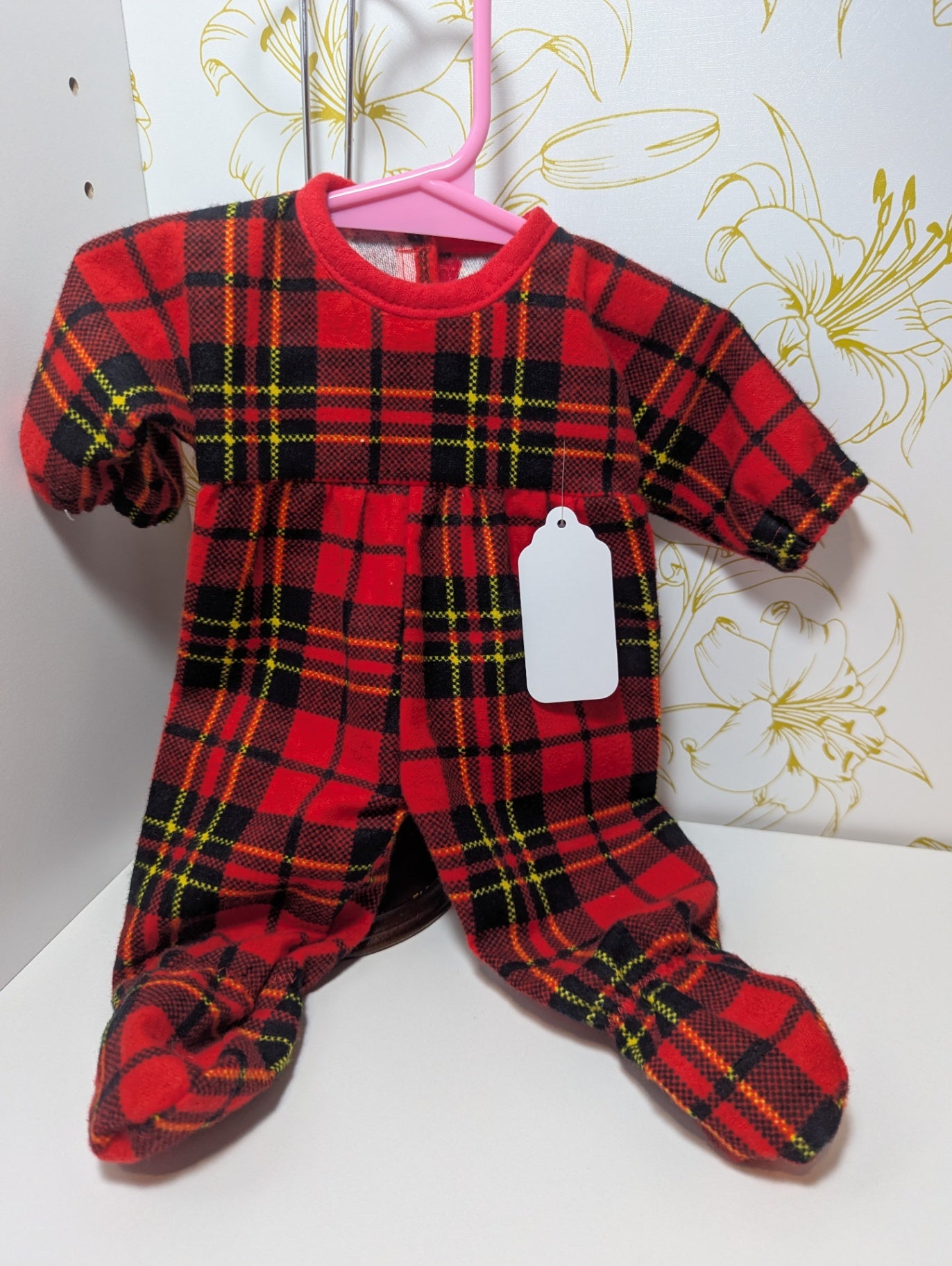 Mama Bear Sewing Den LLC Accessories - - Red Plaid