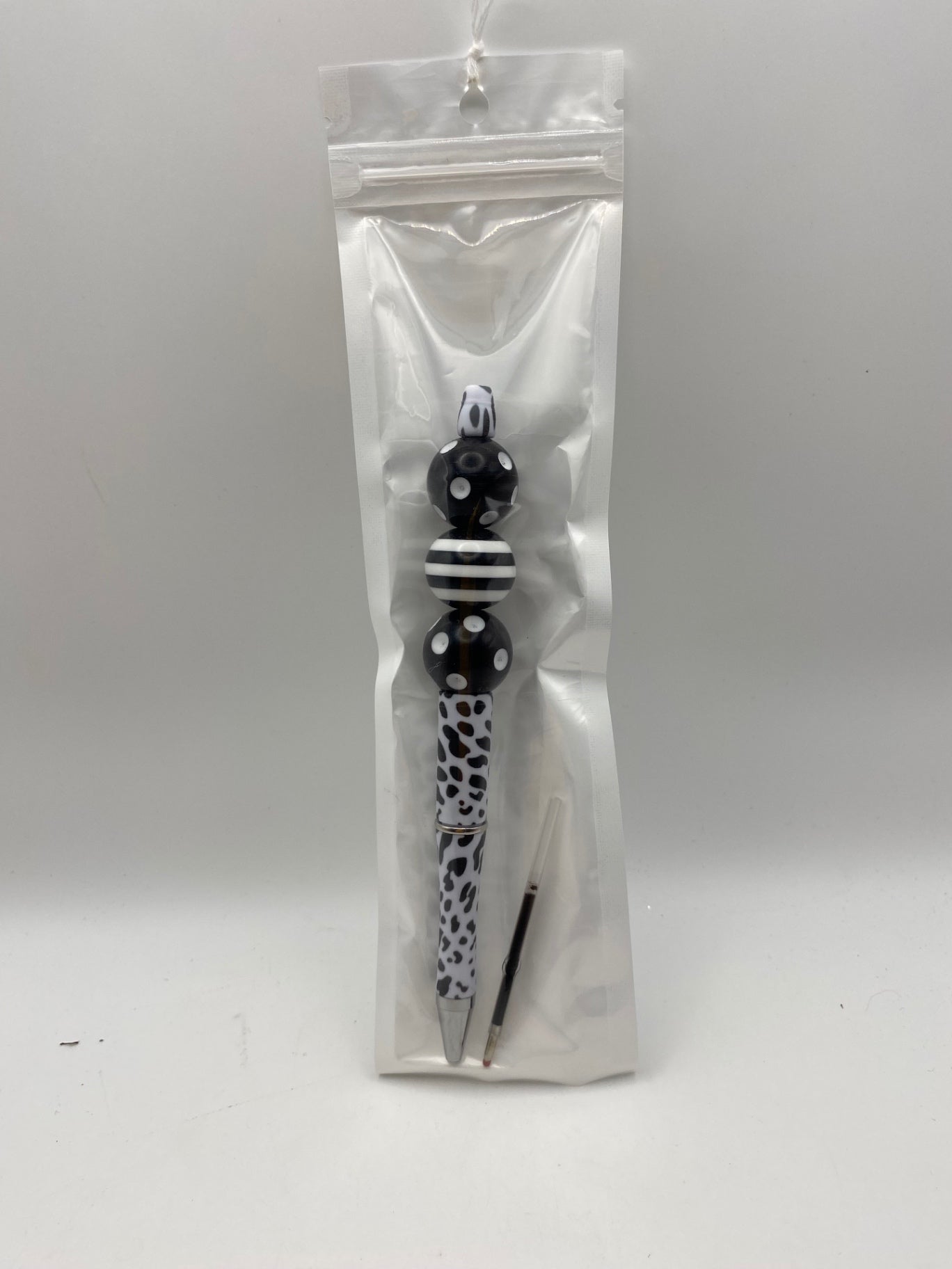 Kit Pen - Black and white - 6"
