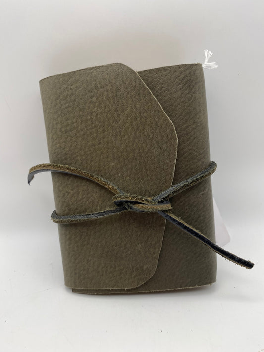 Handmade Leather journal - Olive Green - 6.25" x 4.5"