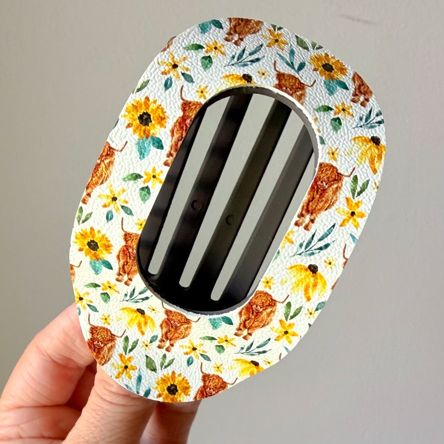Floral Highland Cows Flat Claw Clip (00L05H)