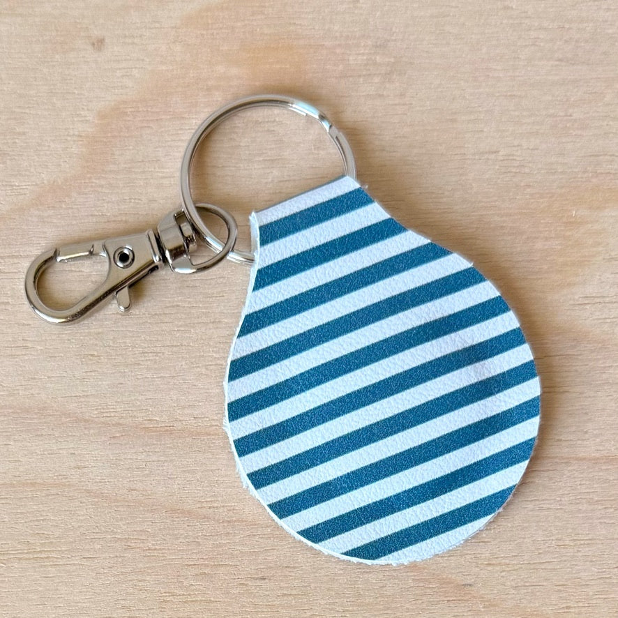 White and Aqua Stripes Quarter Keeper (00L0NY)