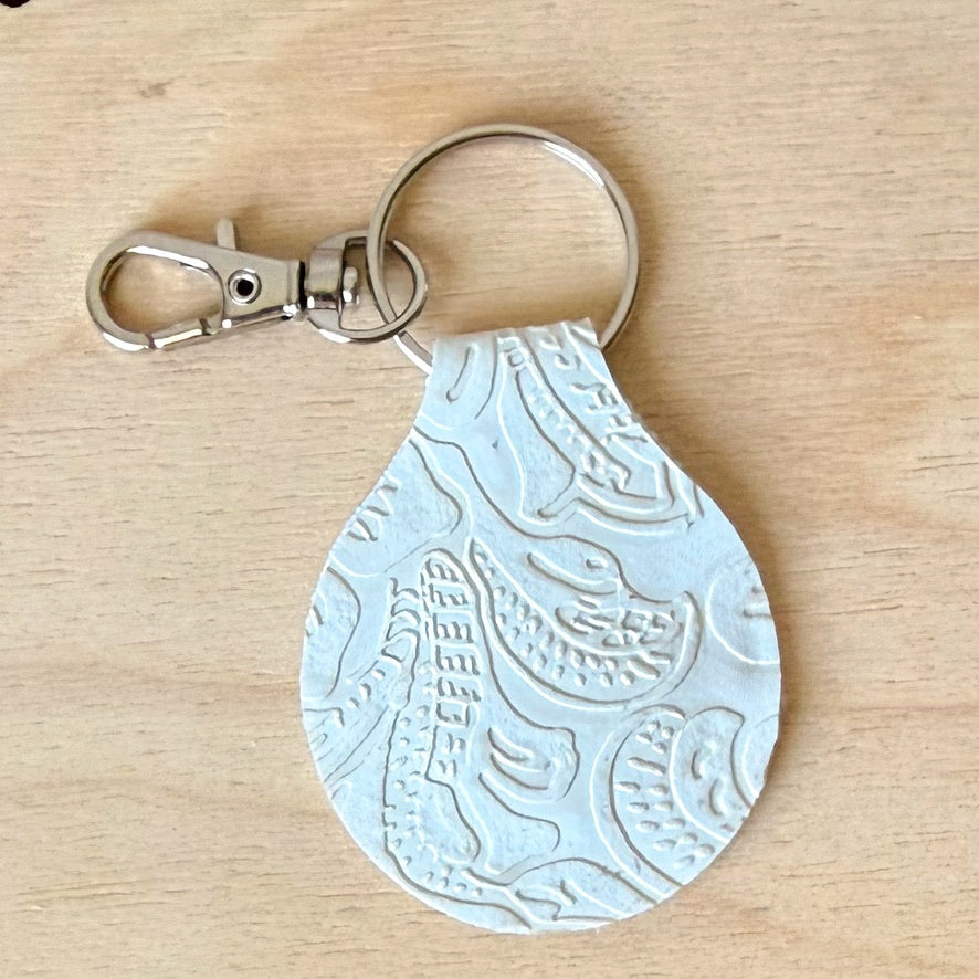 Ivory Western Lace Quarter Keeper (00L0O0)