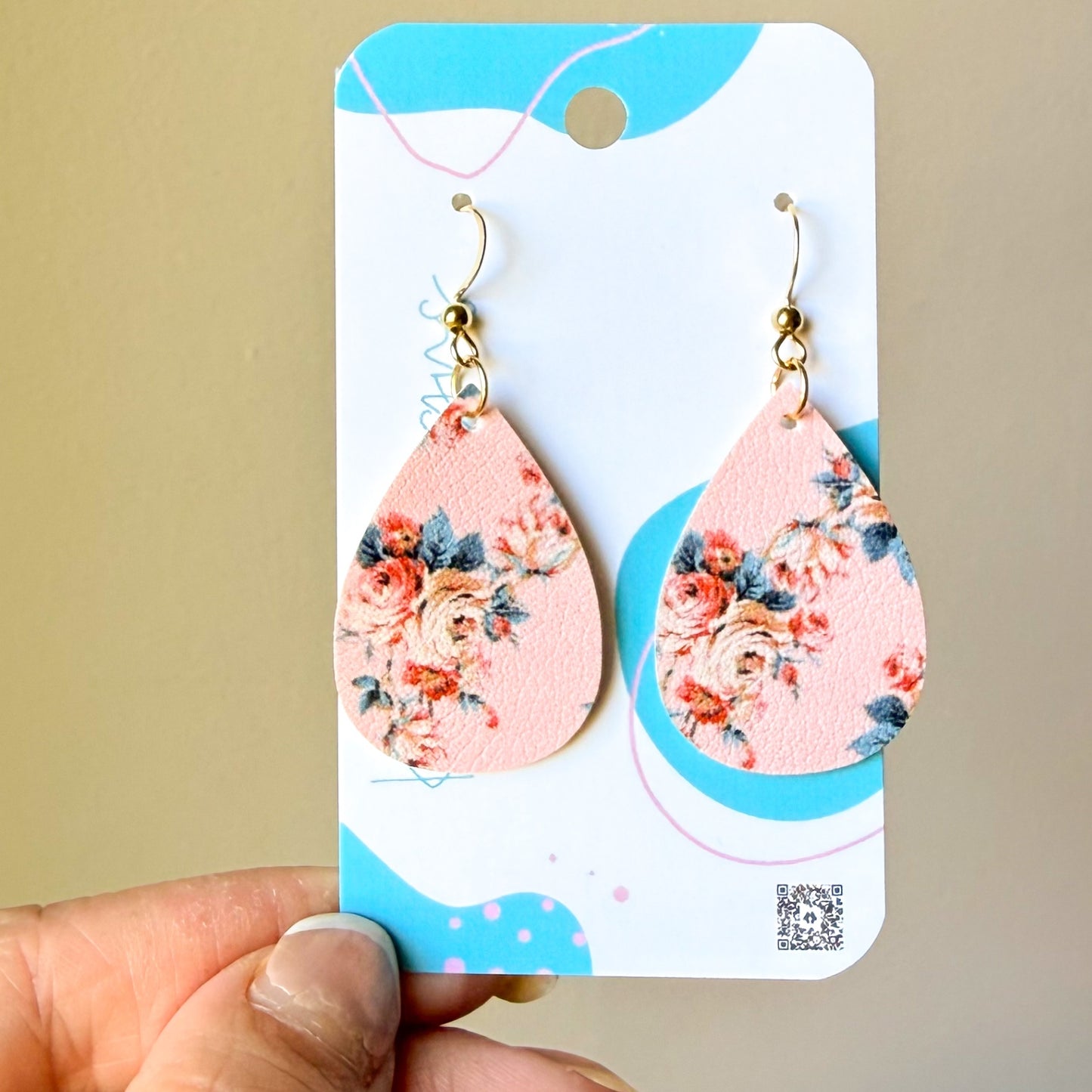 Pink Floral Teardrop Earrings (00L0OJ)