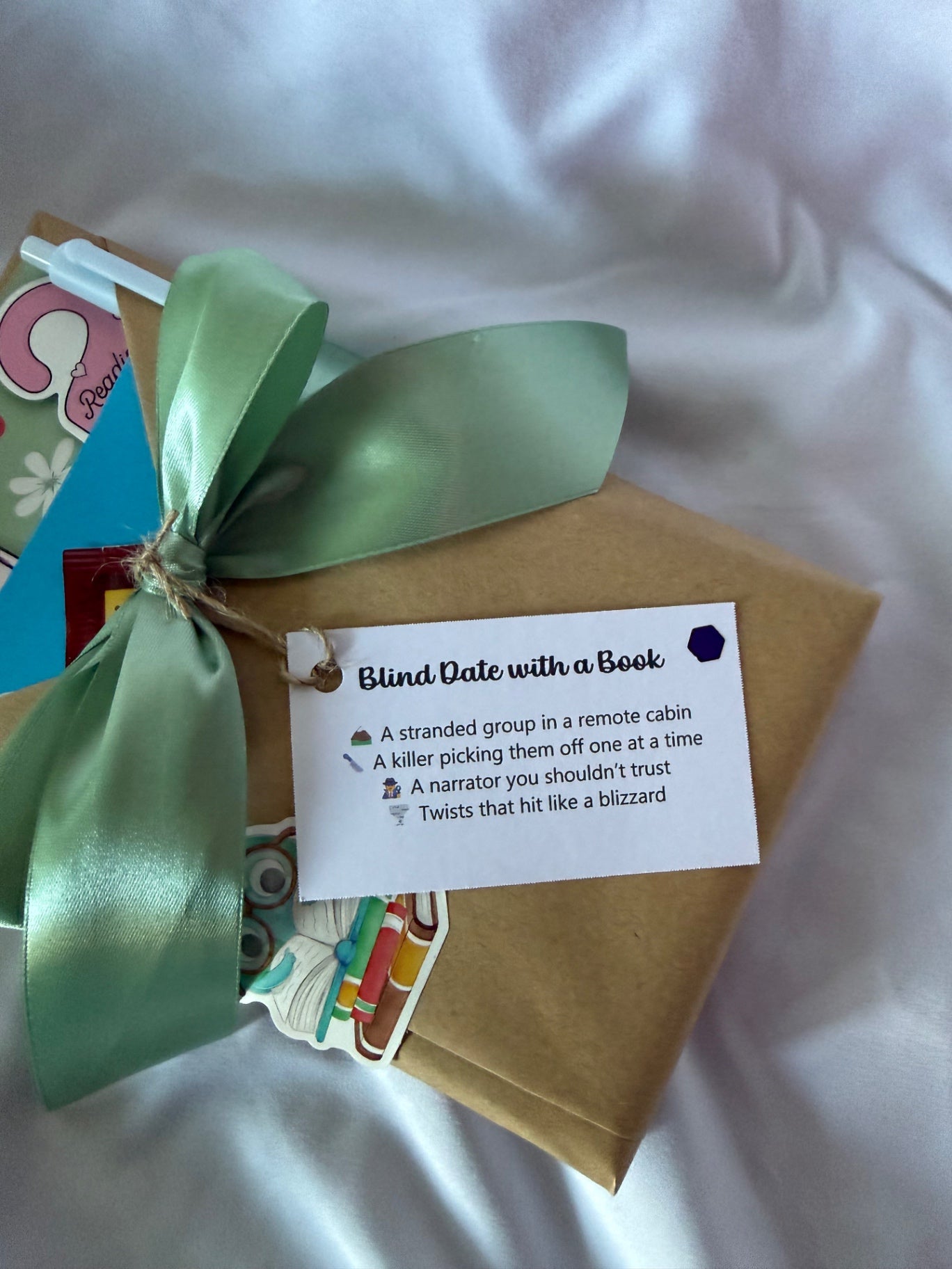 Date My Books Blind Date Book - Mystery/Thriller - 402