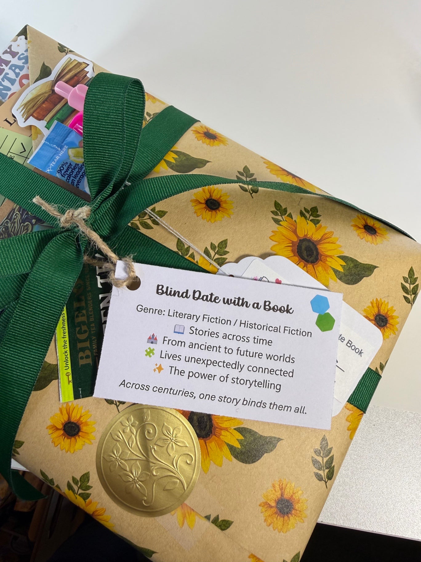 Date My Books Deluxe Blind Date Book - Historical Fiction - Lit Fic - D136