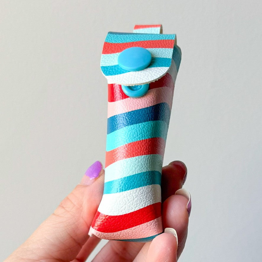 Wavy Stripes Chapstick Case (00L0JD)