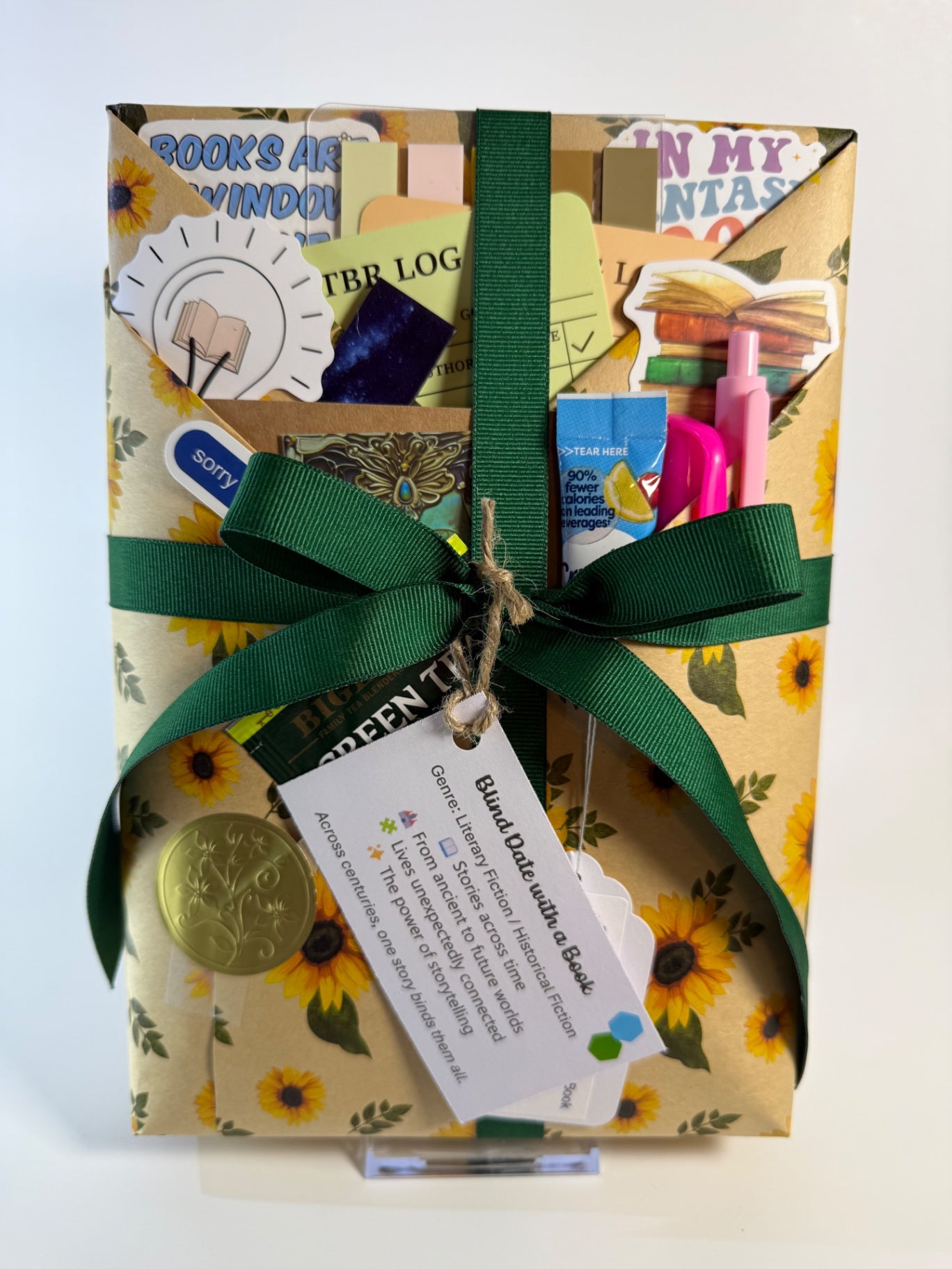 Date My Books Deluxe Blind Date Book - Historical Fiction - Lit Fic - D136