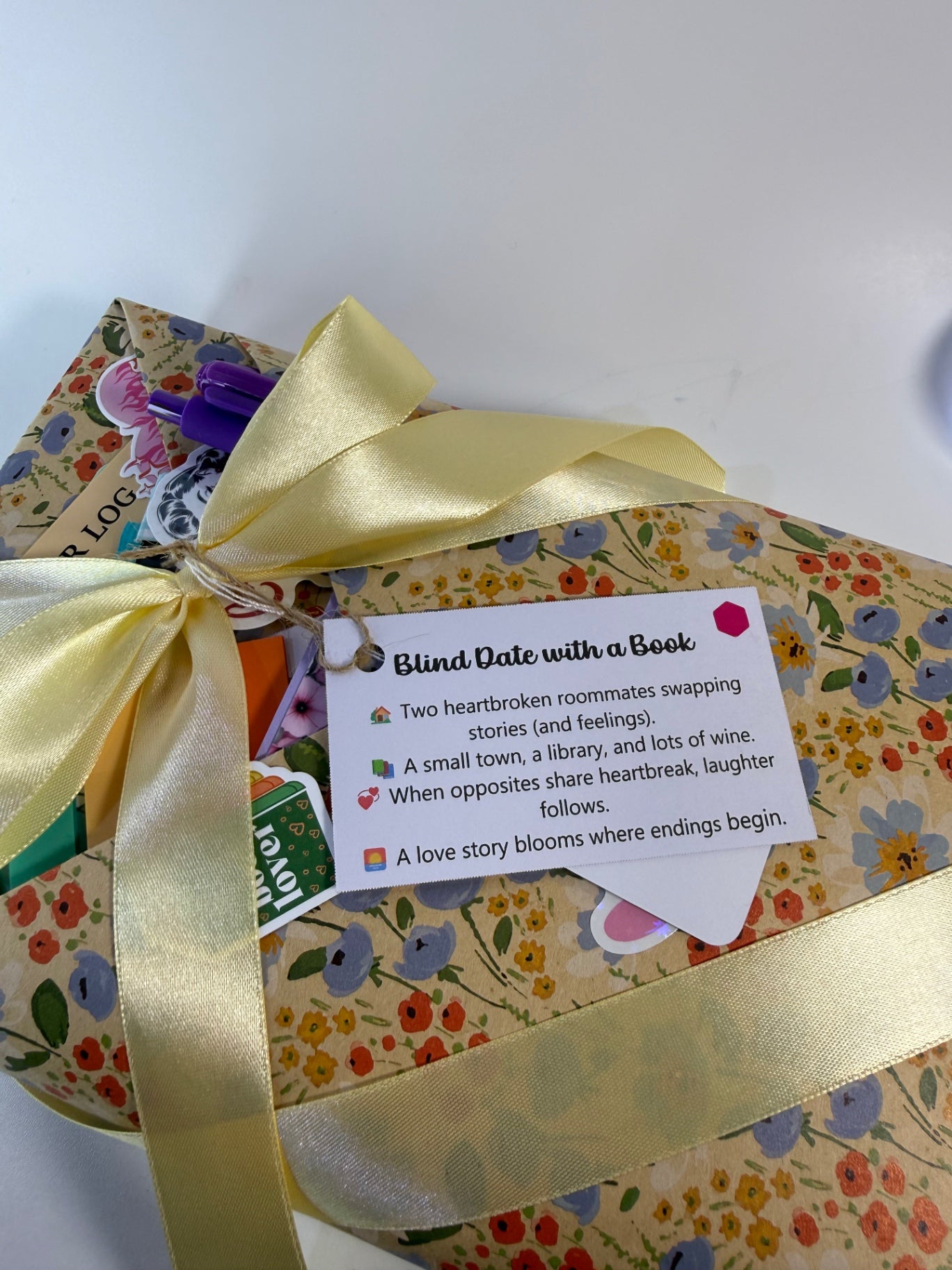 Date My Books Deluxe Blind Date Book - Romance - D45