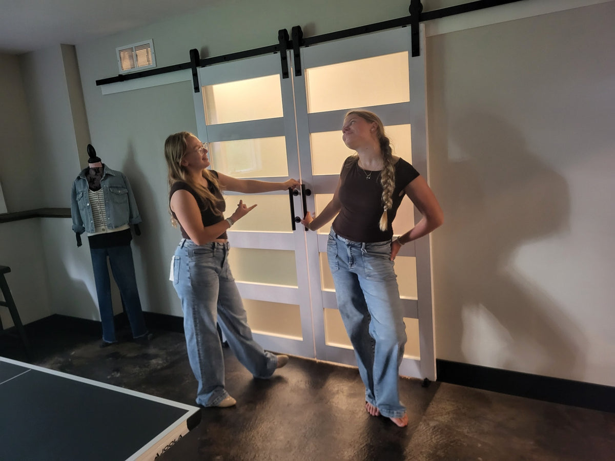 Risen Relaxed Jeans with Patch Pockets 11/30 – Style PW21486