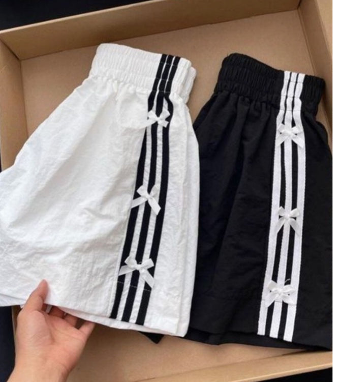 Bow details side strips Da Vave Short - Black/white - Large