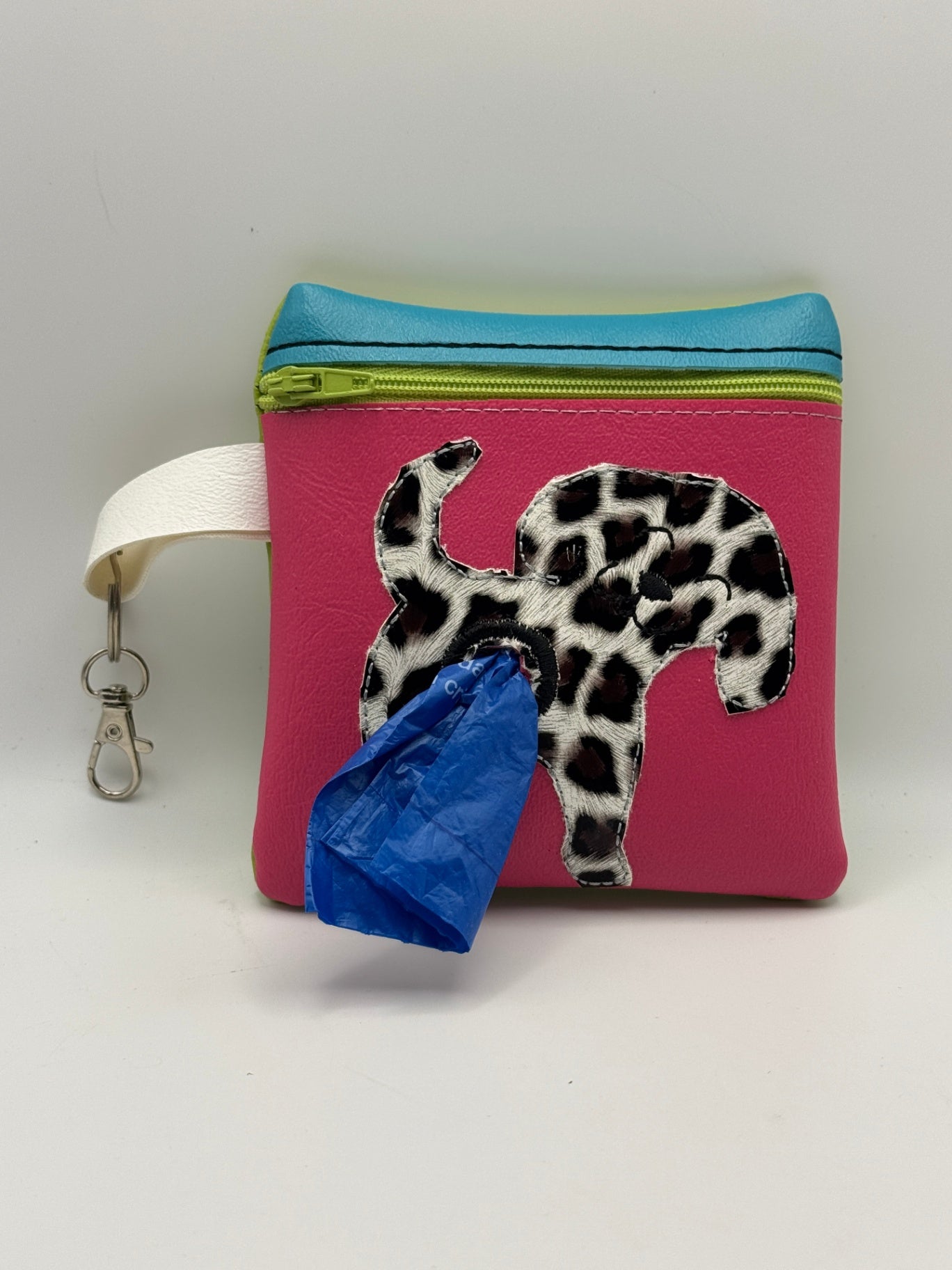 Designs By Thread - Designer Dog Waste Bag Holder - Pink