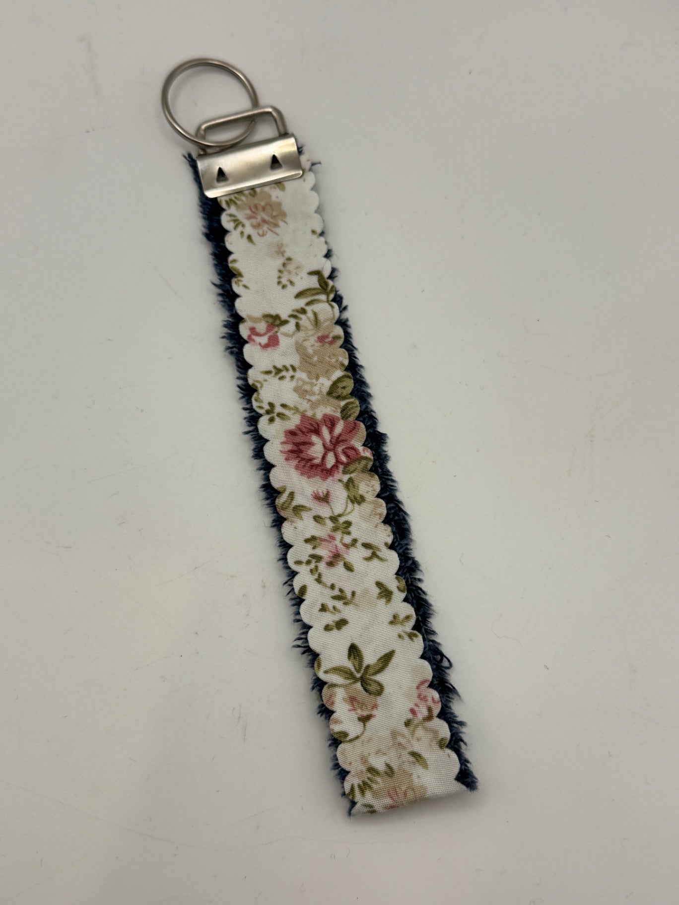 KR Designs Accessories - Cream with pink and green floral pattern - 7"