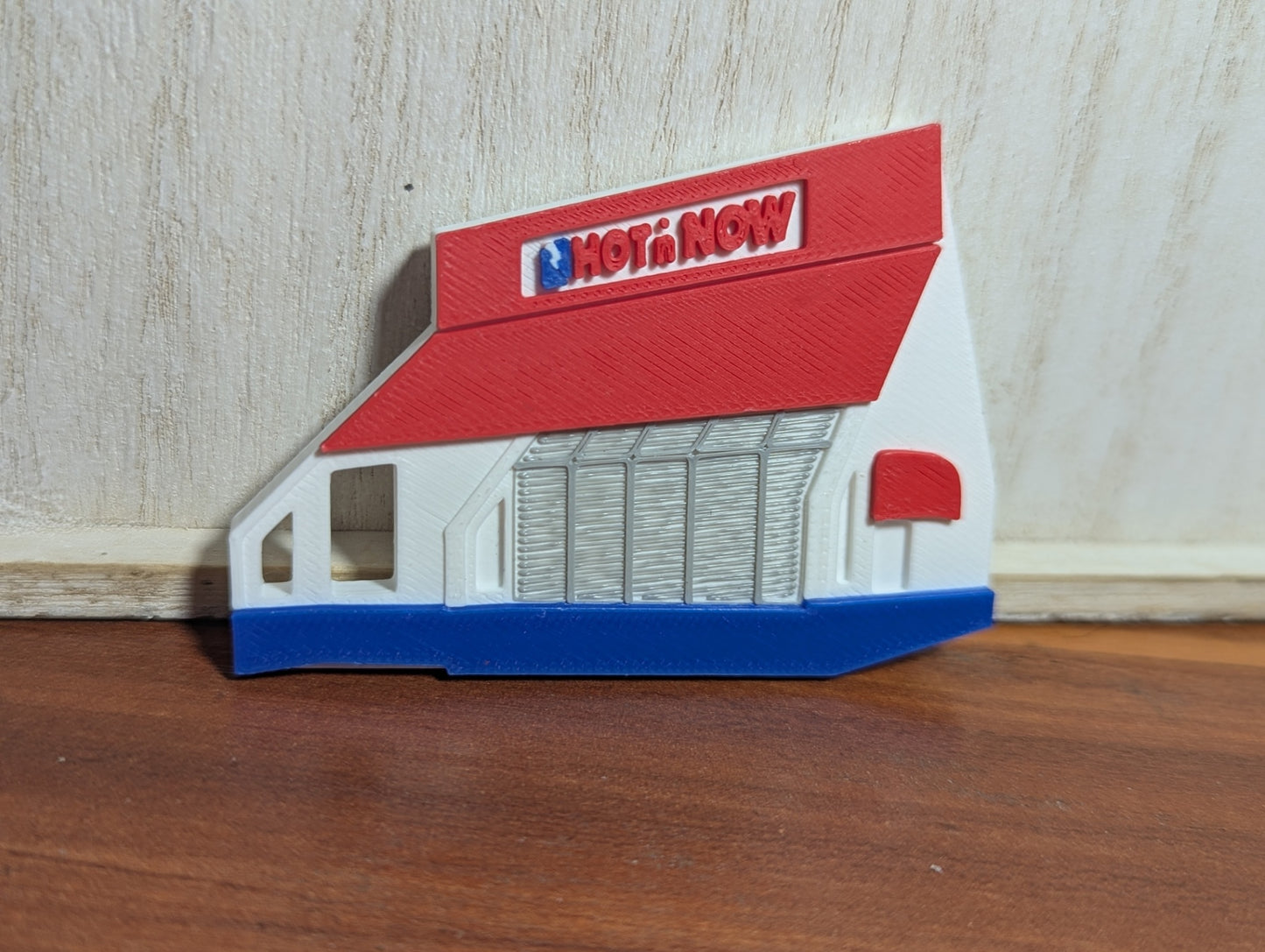 Hot N Now Magnet