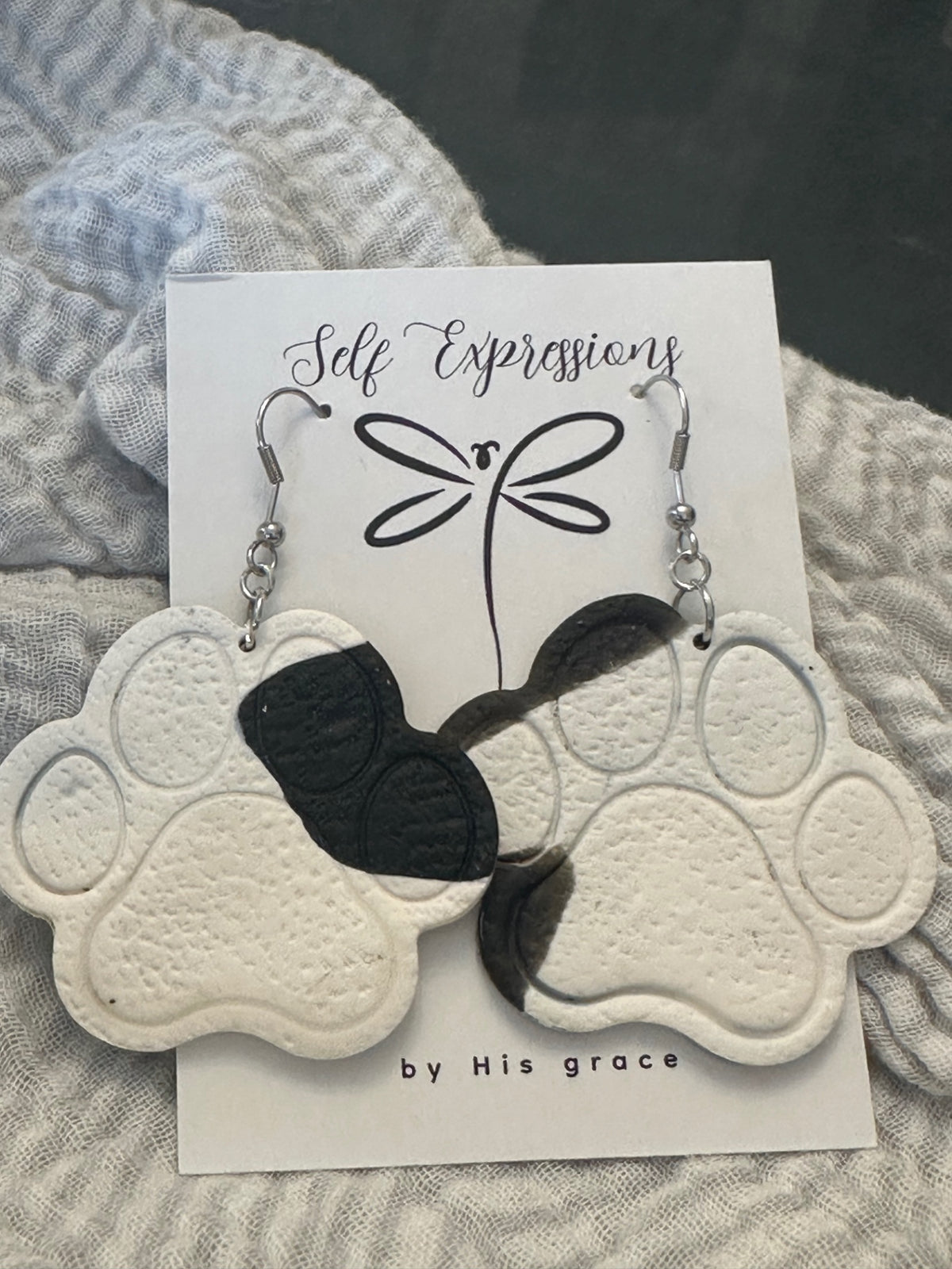 Self Expressions Designs Jewelry - Black and White Dog Paws - 1.5 inches