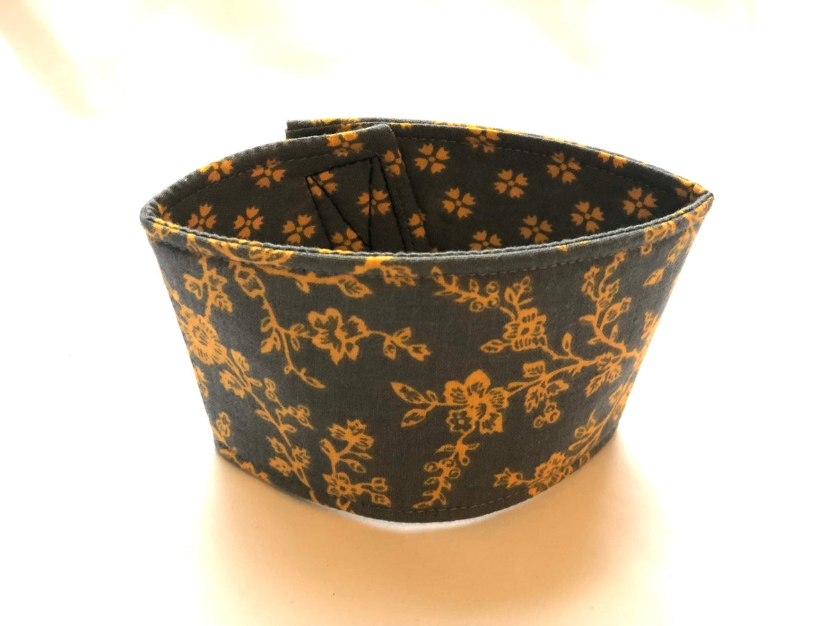 Golden Wildflowers Coffee Sleeve 