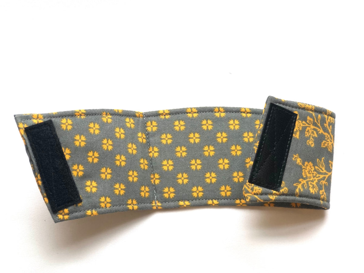 Golden Wildflowers Coffee Sleeve 