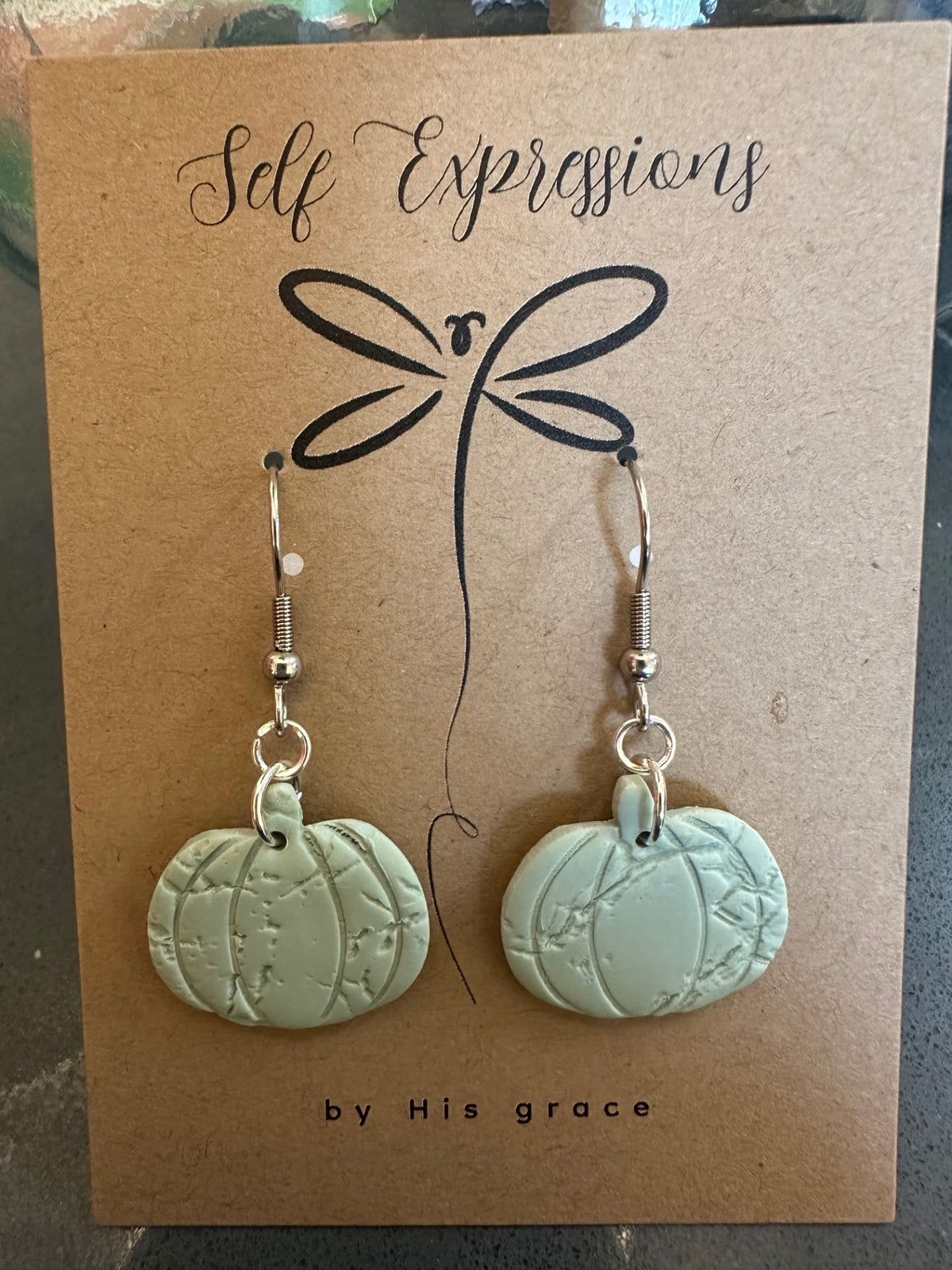 Self Expressions Designs Jewelry - Sage pumpkins with crackled texture - Small pumpkins