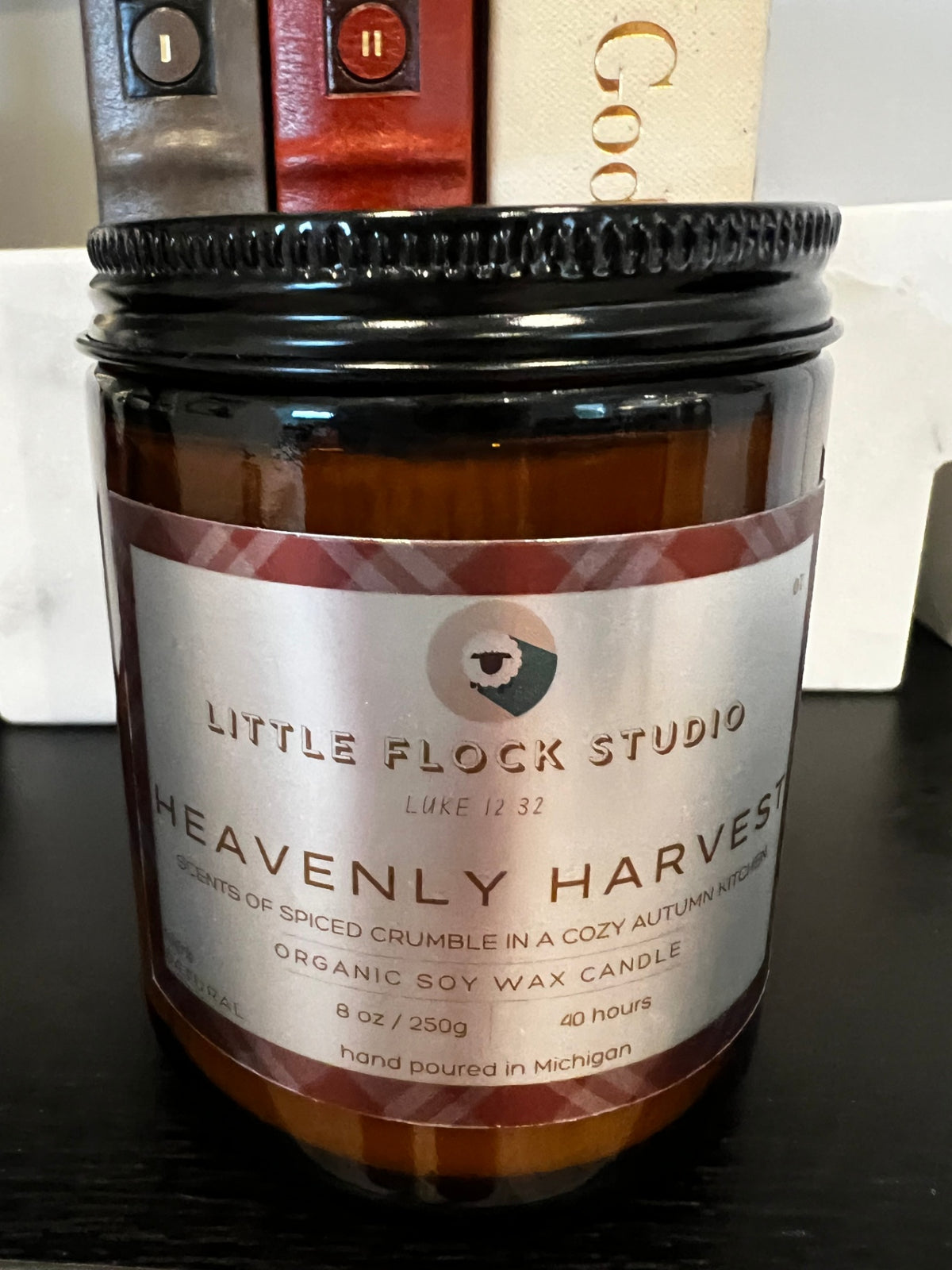 Little Flock Studio Soy wax candle - HEAVENLY HARVEST - 8 oz