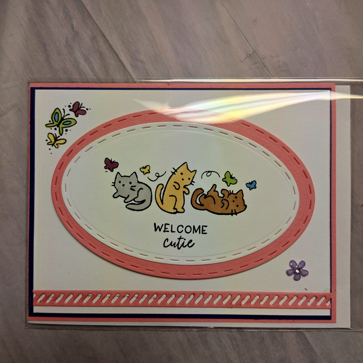 Party Creations  White/ peach - 4.25 x 5.5