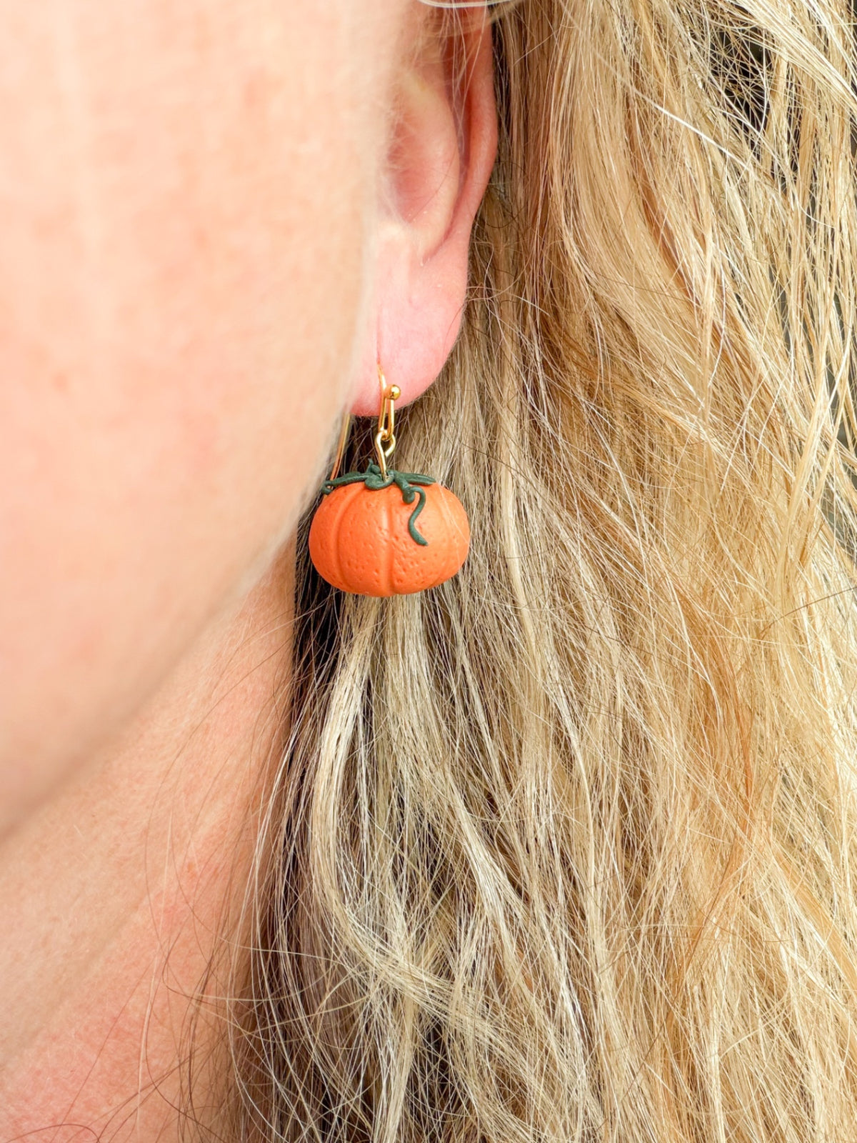 Morning Dew Designs Earrings - Orange Pumpkins - 1 inch