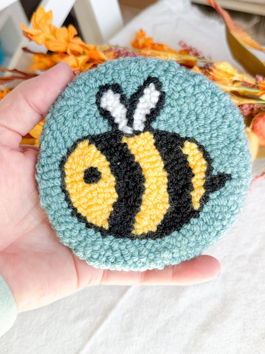 Bumble Bee Mug Rug Coaster