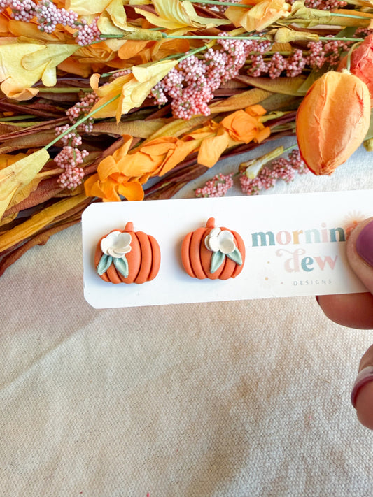 White Flower Pumpkin Studs