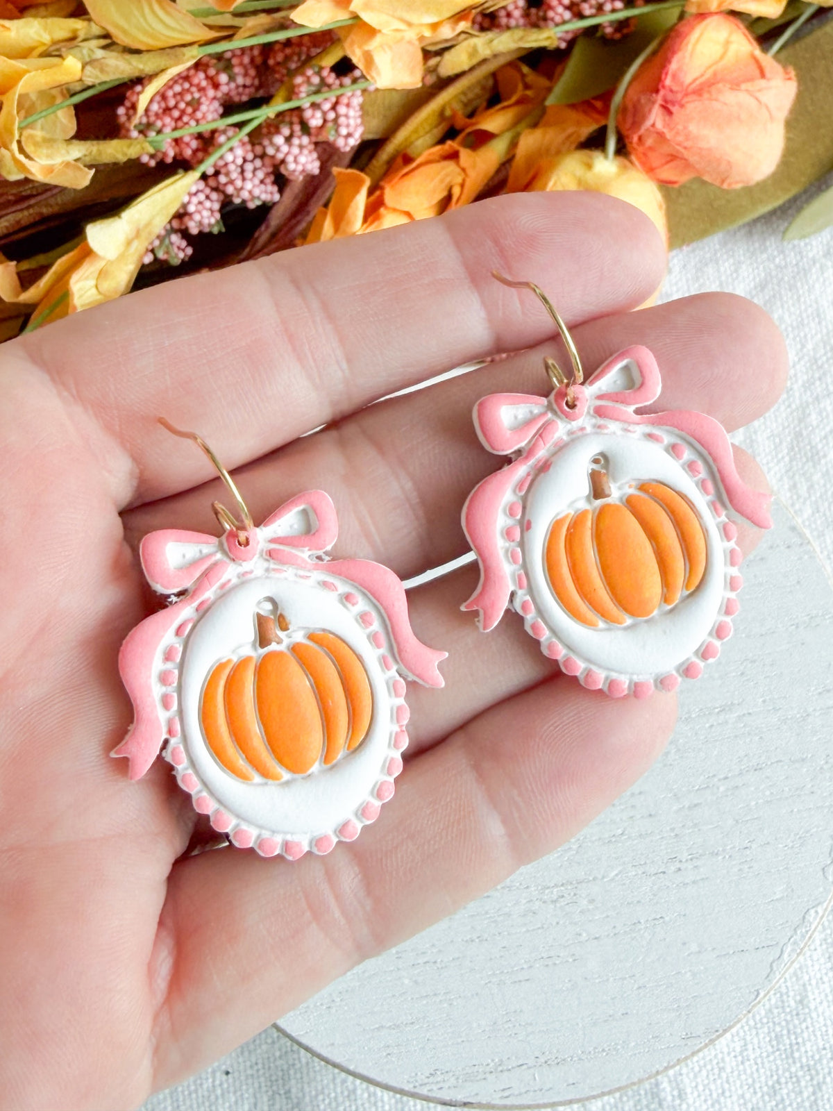 Pink Bow Framed Pumpkins