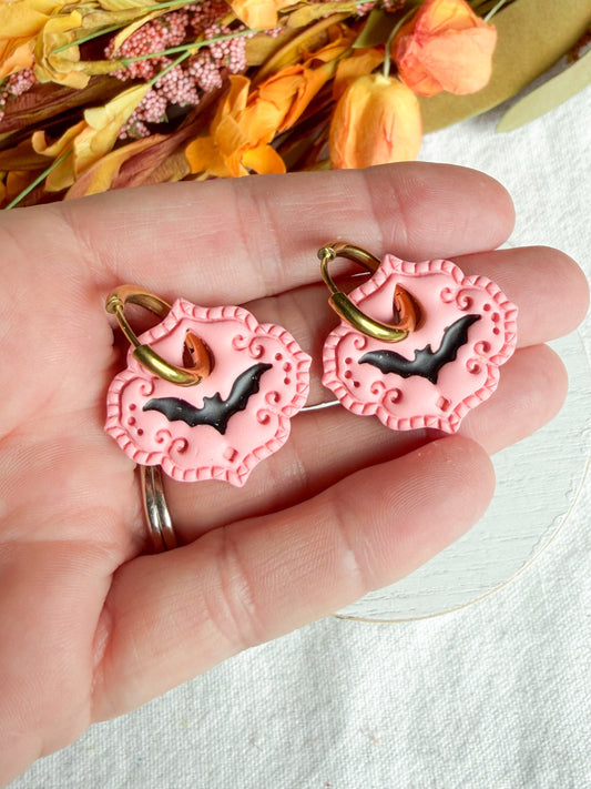 Spooky Pink Girly Bats