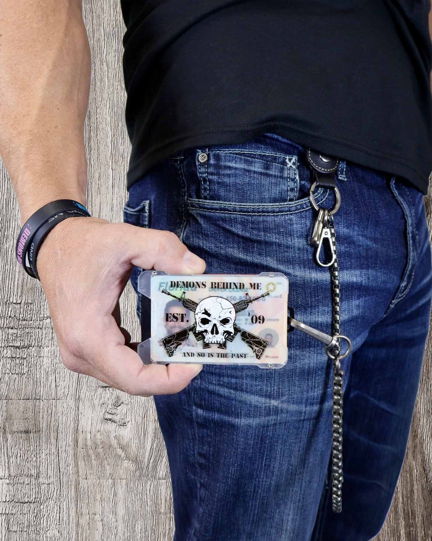 Salute Wallet w/Chain Clip & ID Holder (wallet chain sold separately)