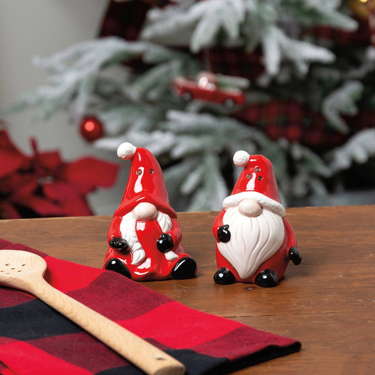 Santa & Gnome Ceramic Christmas Salt and Pepper Shakers – Set of 2