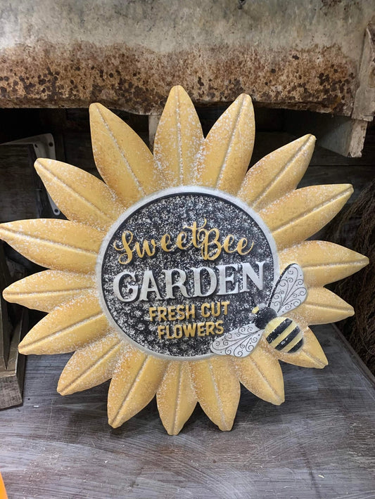 Sunflower Bee Sign - 19in