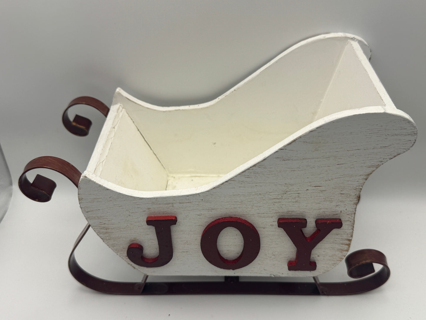 Distressed White Wooden Christmas Sleigh – Rustic Holiday Decor 9"