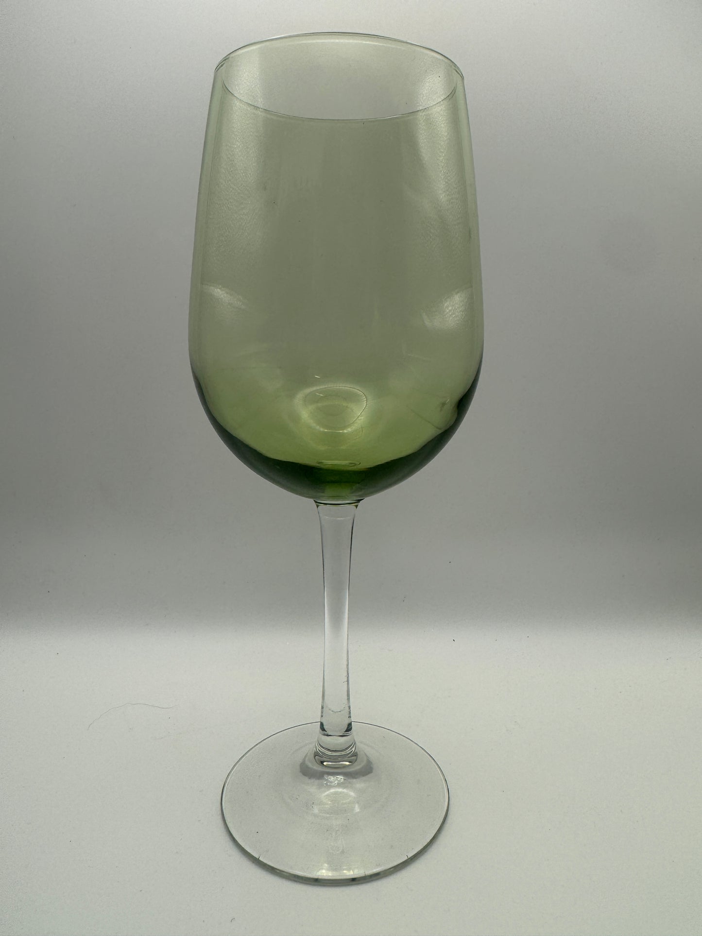 Libbey Green Vina Wine Glass – 9.25" Discontinued Blown Glass Stemware