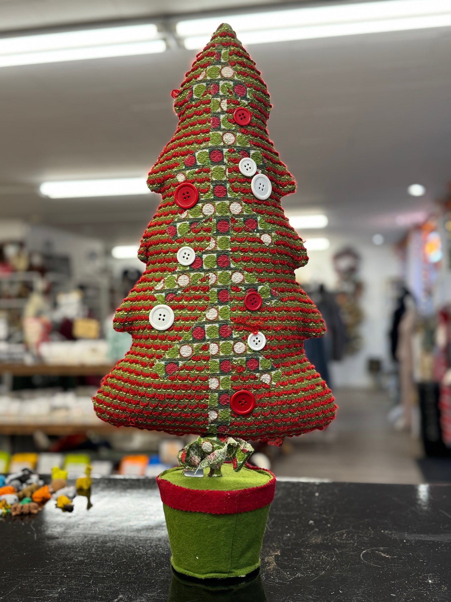 Handmade Crochet-Style Christmas Tree with Button Ornaments – 23"