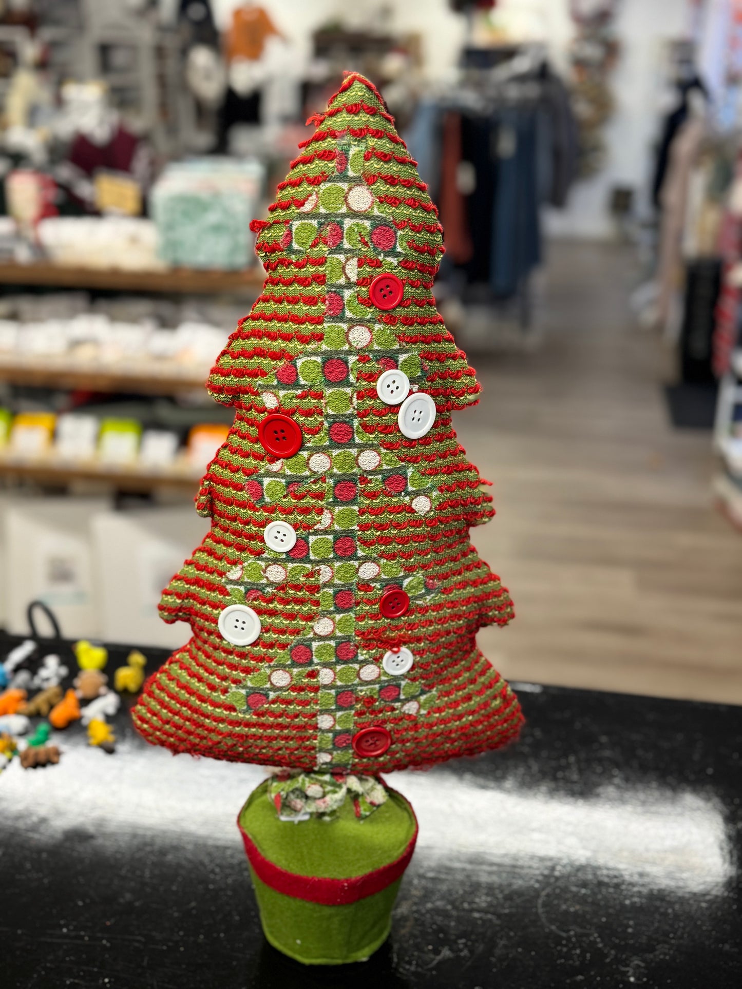 Handmade Crochet-Style Christmas Tree with Button Ornaments – 23"