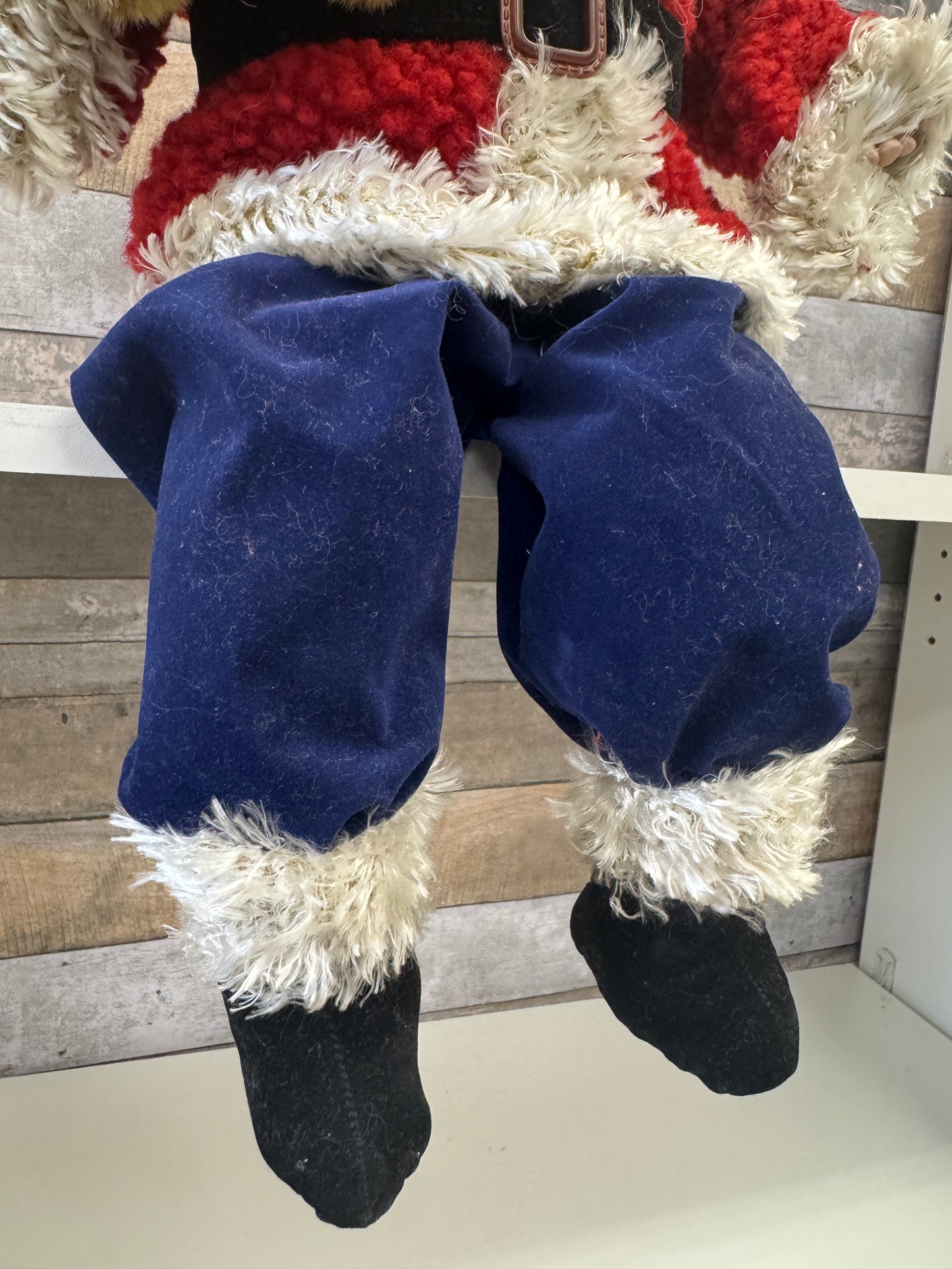 Seated Santa with Teddy Bear – “Home for the Holidays” Style Collectible Christmas Figurine