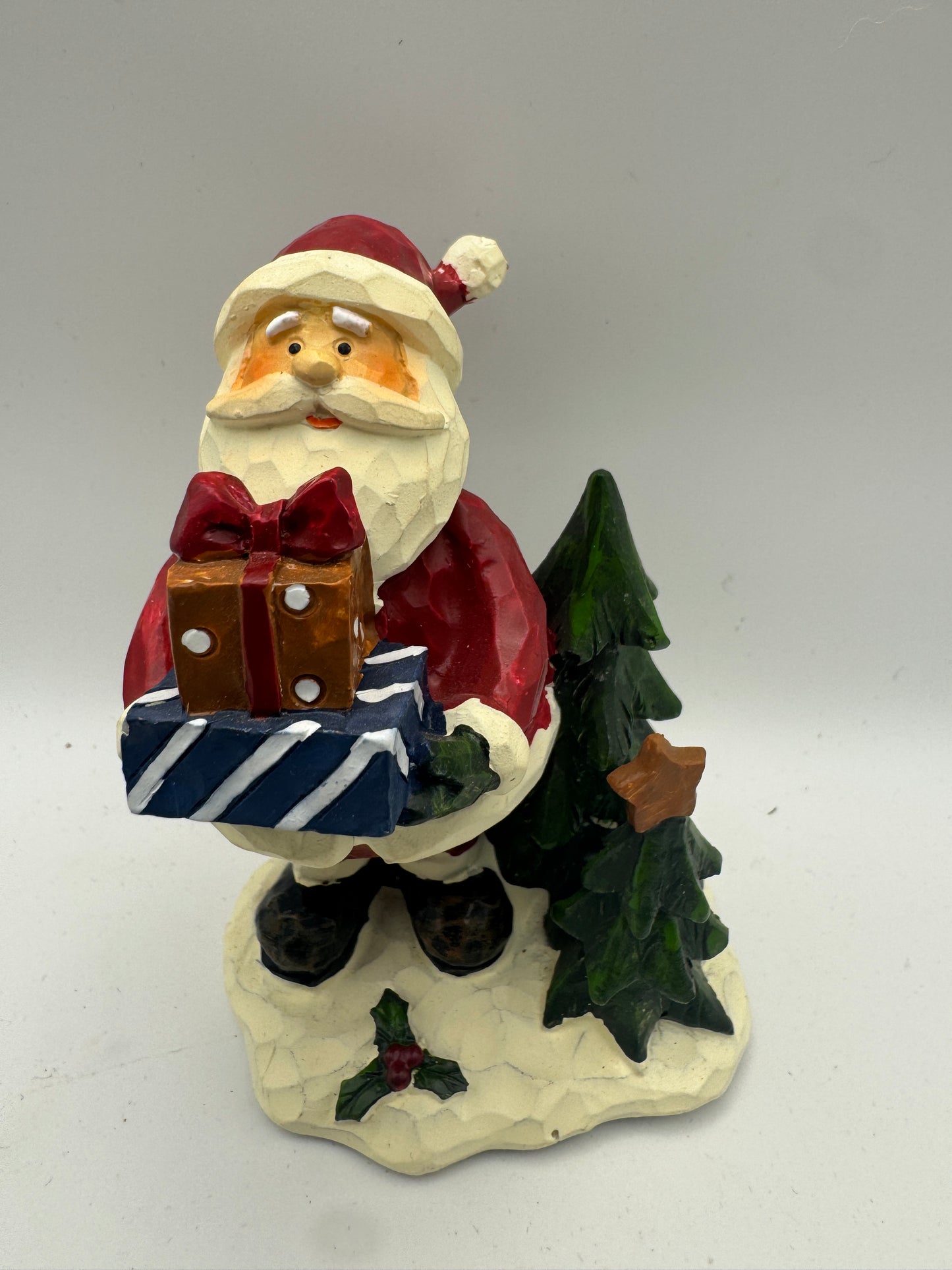 Kirkland’s Resin Santa Figurine – Hand-Carved Look Christmas Decor 4.5" (Discontinued)Gift