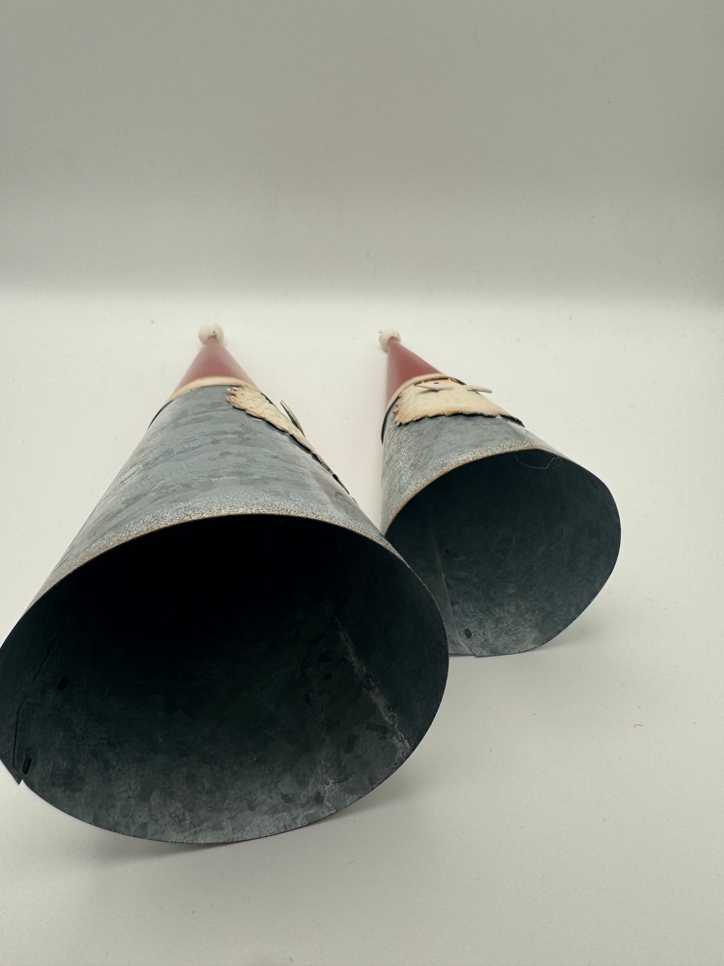 Galvanized Metal Santa Figurines – Rustic Farmhouse Christmas Decor (7" & 9")