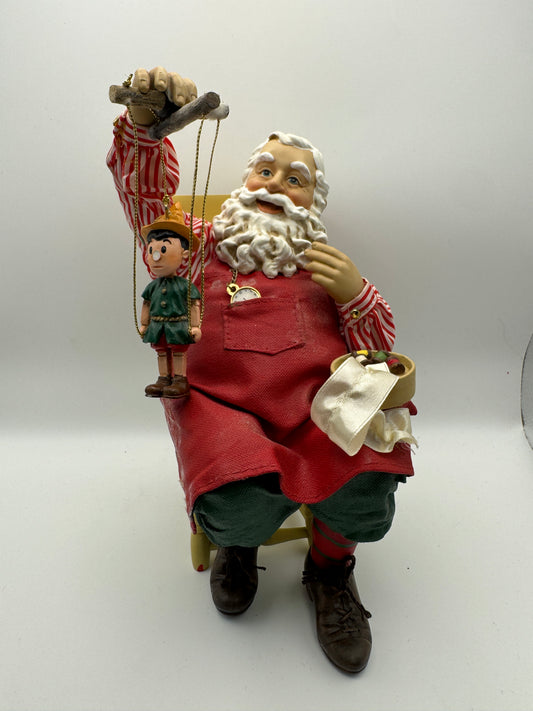 Kurt Adler Fabriche “Geppetto Santa” – Master Toy Maker Clothtique Figurine 10" (Wind-Up Musical)
