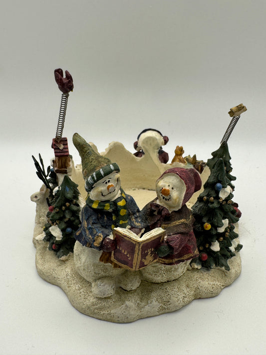 Resin Snowman Carolers Candleholder – Traditional Christmas Décor 5"