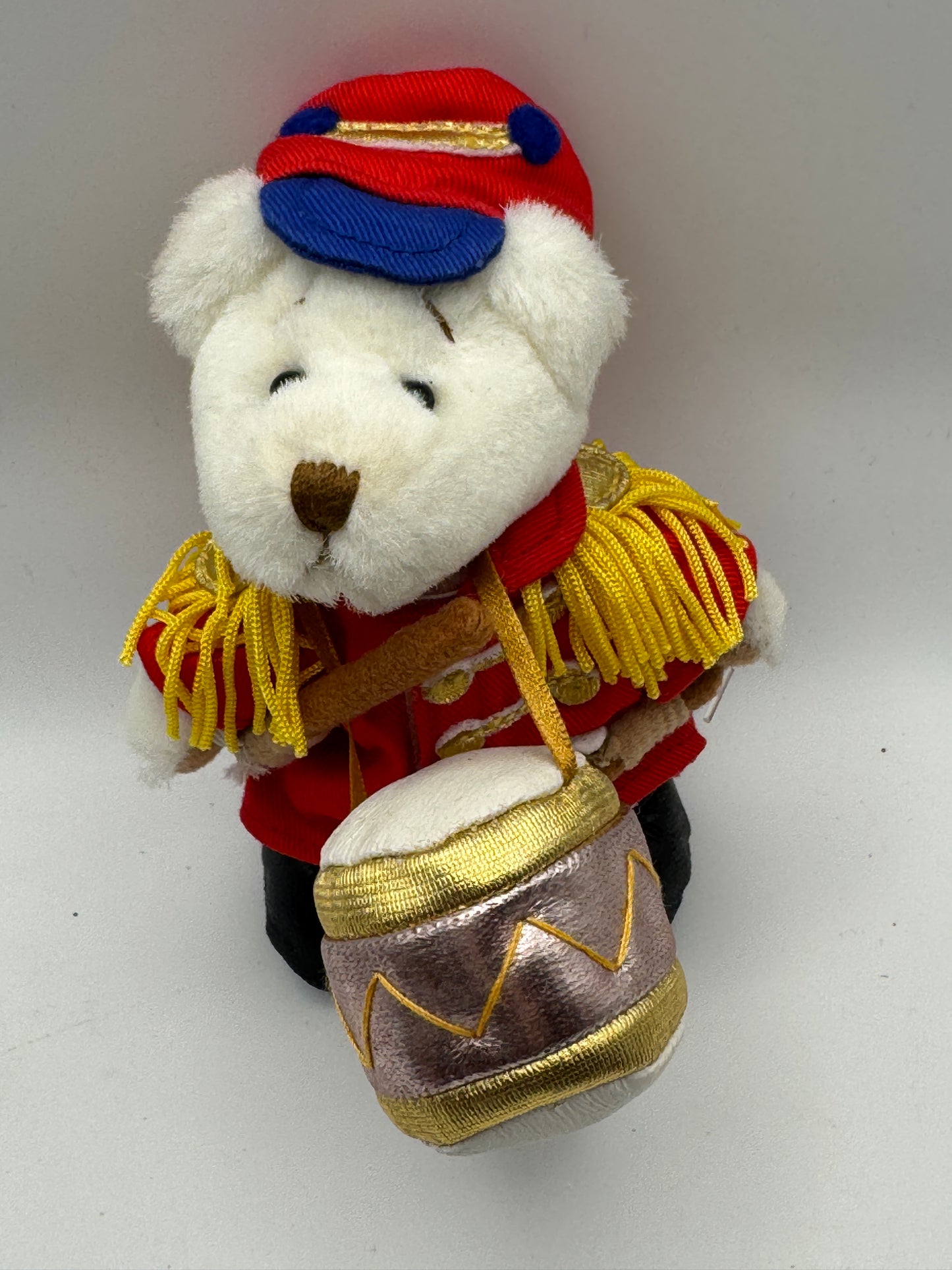 Ganz “Ringgo” Bear – HX5326 Vintage Plush Collectible
