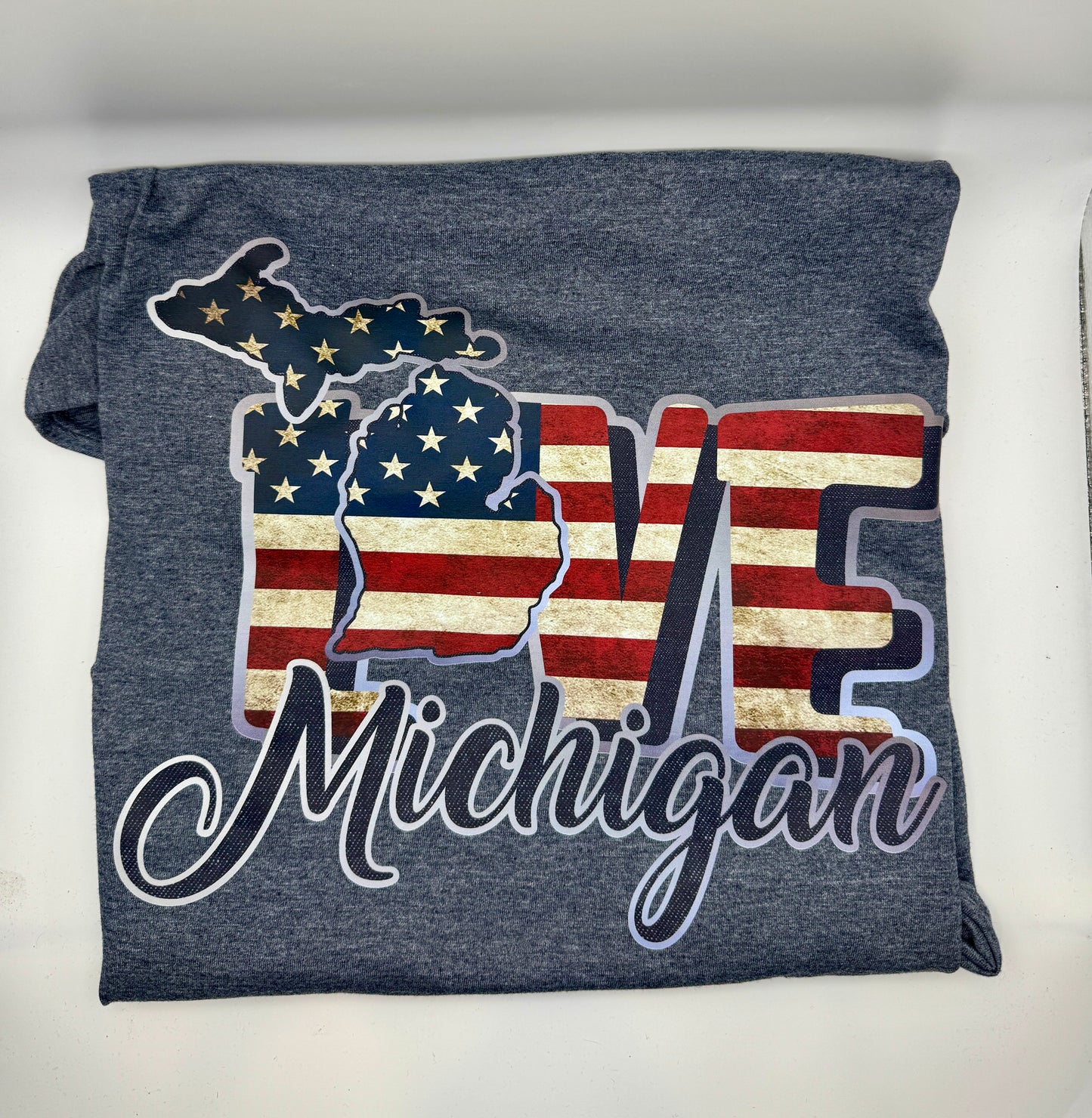 LOVE Michigan Patriotic Graphic Tee