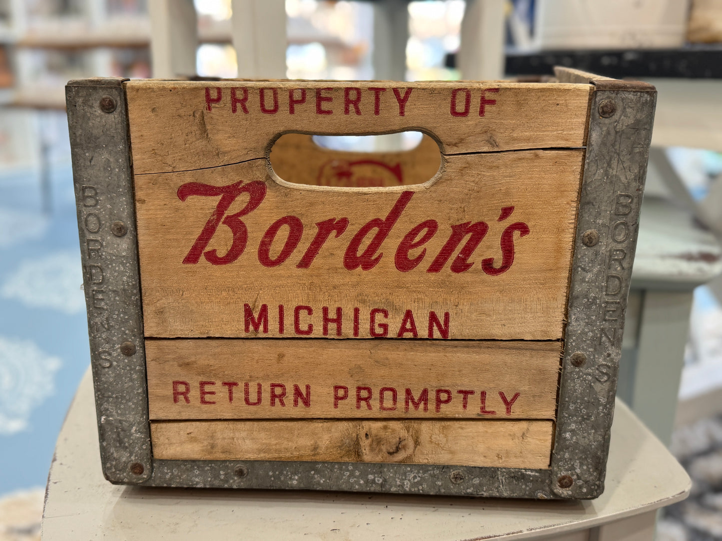Borden’s Michigan Vintage Wooden Milk Crate