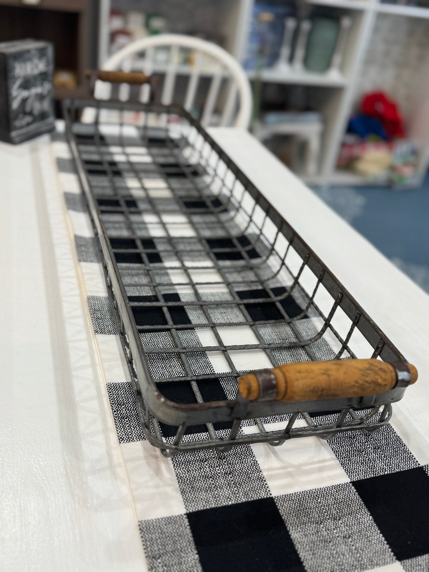 Long Metal Wire Tray with Wood Handles – 33"