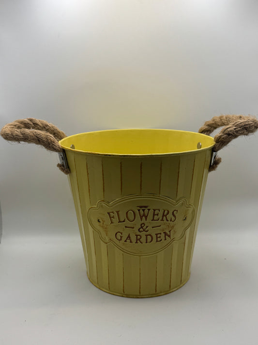 Flowers & Garden Metal Planter with Rope Handles (7")