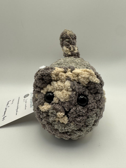 Crocheted Loaf Cat Plush – Annie Carraway Art Pattern (5") 3
