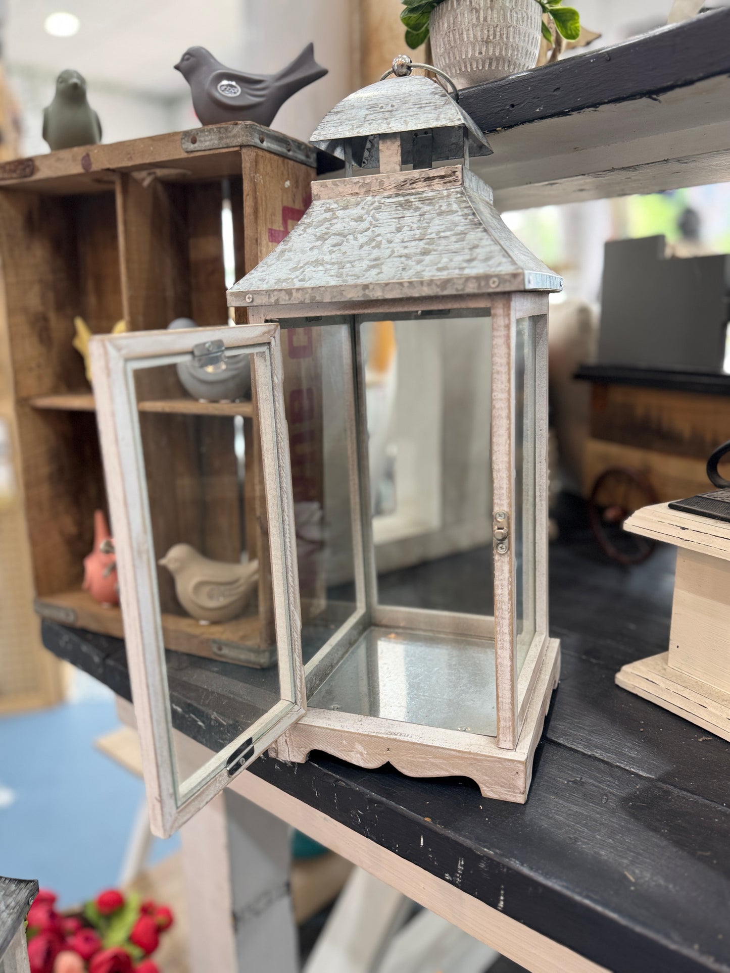Rustic Farmhouse Lantern – 18"