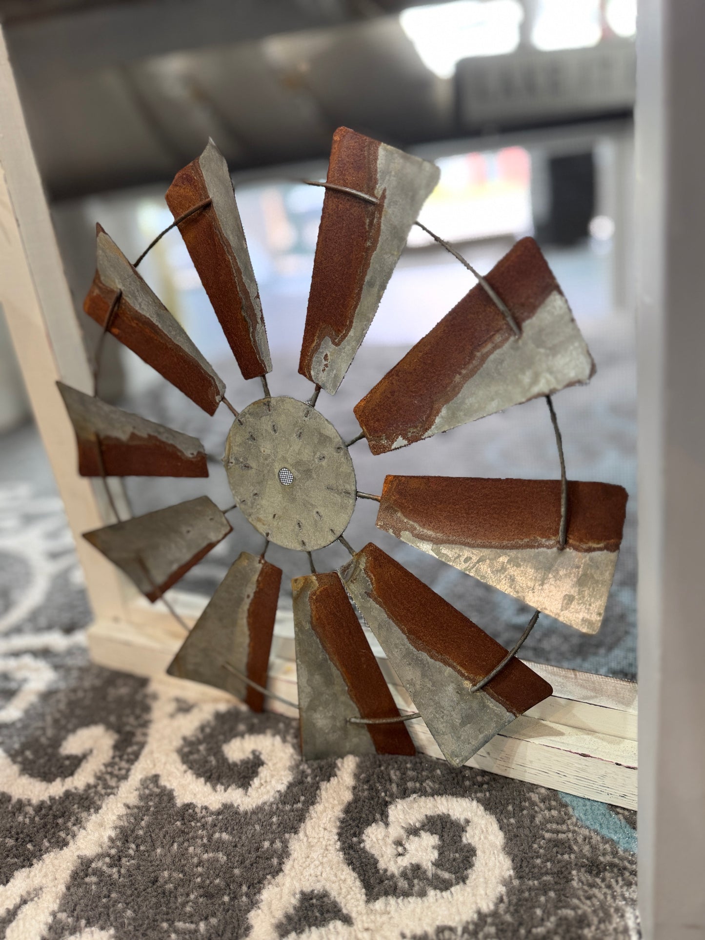 Rustic Metal Windmill Wall Décor – 15"