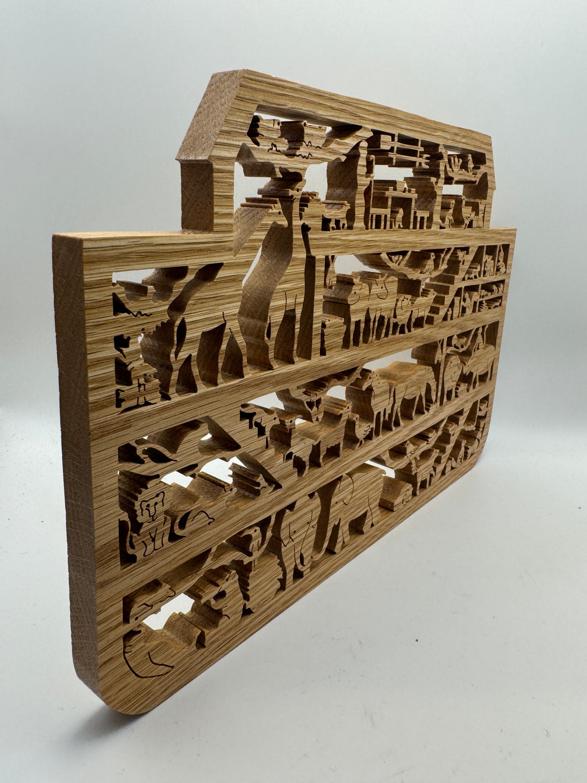 Handmade Wooden Noah's Ark Animal Scene – 10"